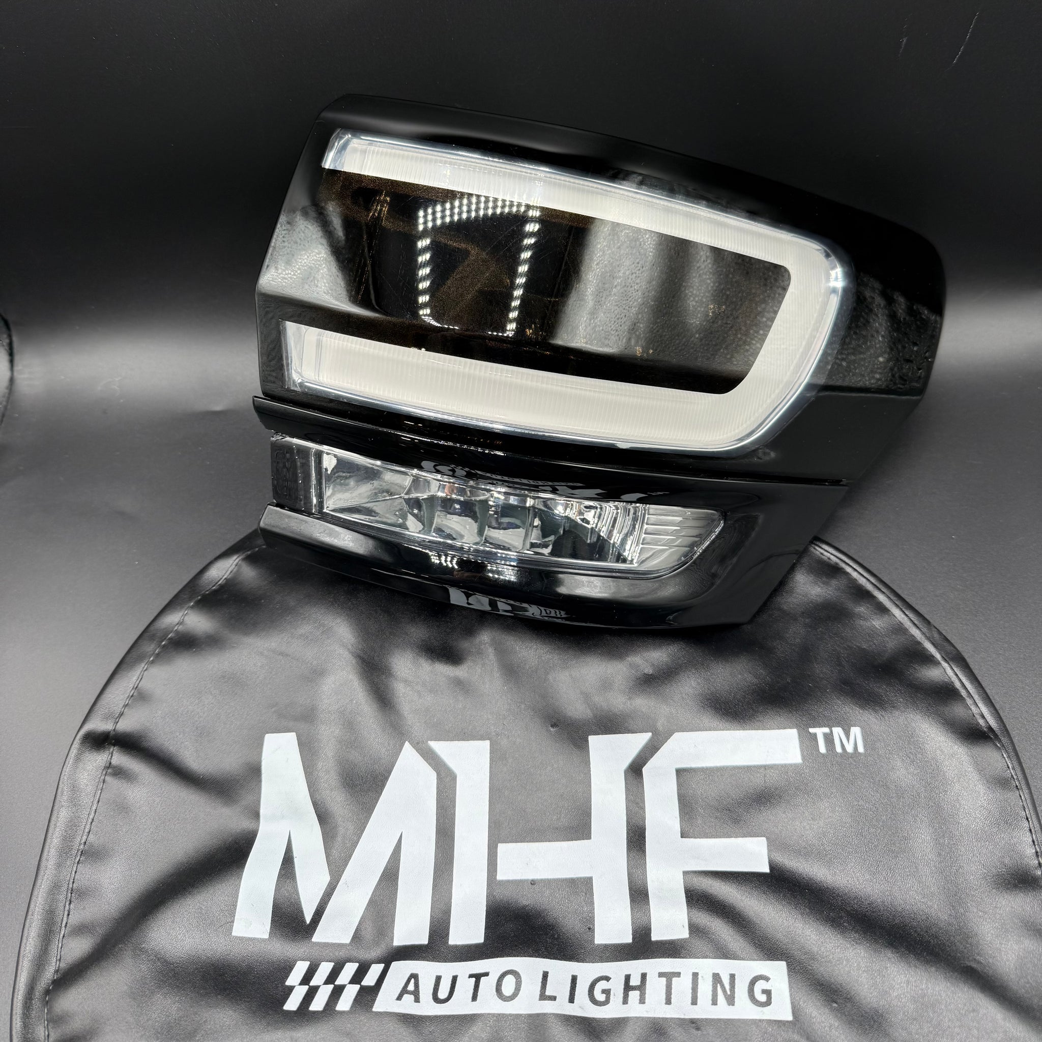 MHFAutoLighting