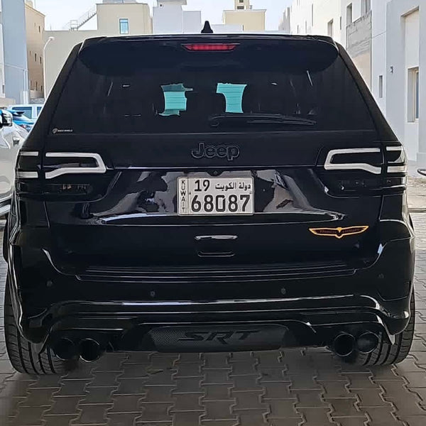 Clear LED Tail Lamps Painted Gloss Black Design 2014-2021 Jeep WK2