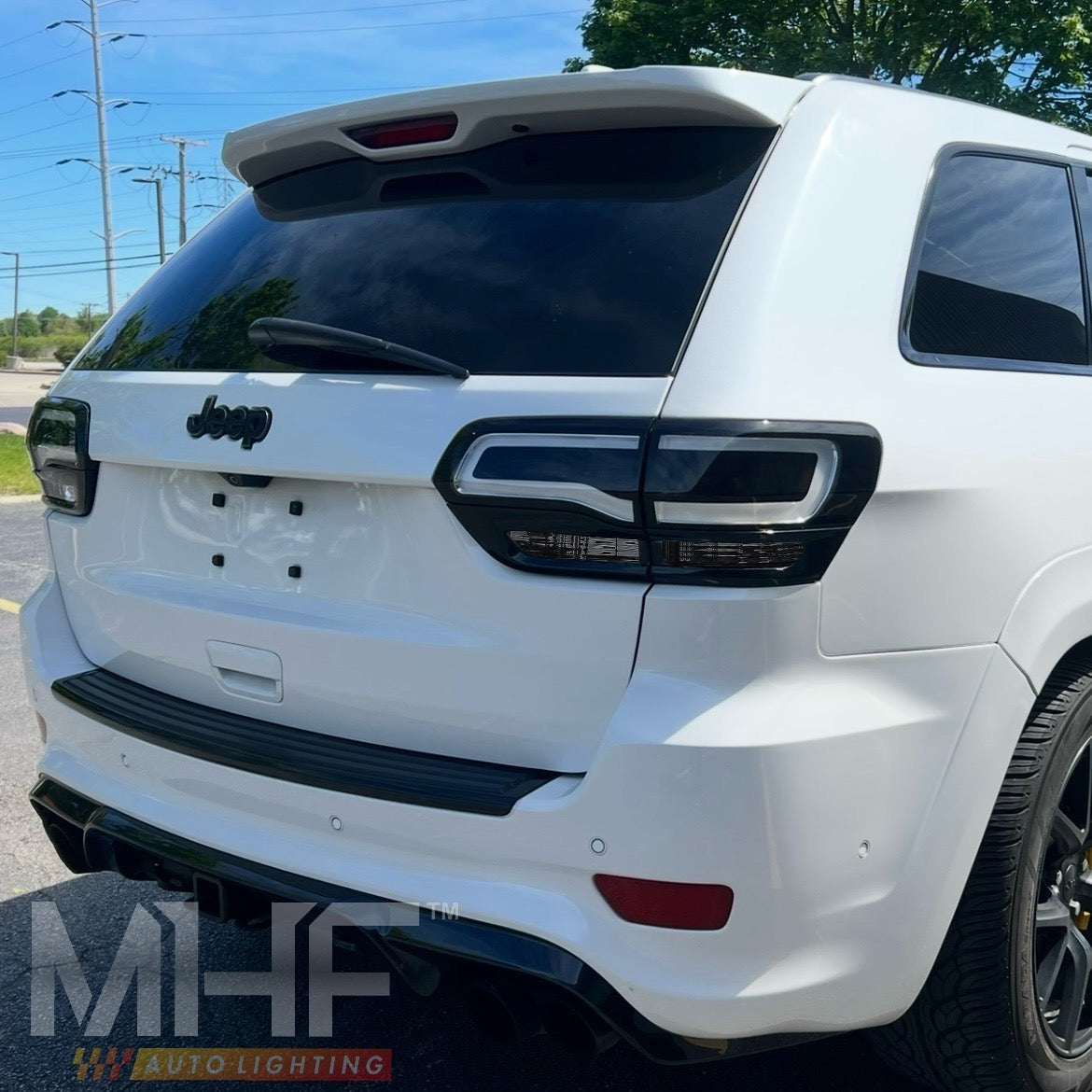 Clear LED Tail Lamps Painted Gloss Black Design 2014-2021 Jeep WK2