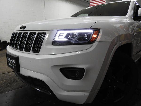 2014-2016 Jeep Grand Cherokee Black Projector switchback headlights